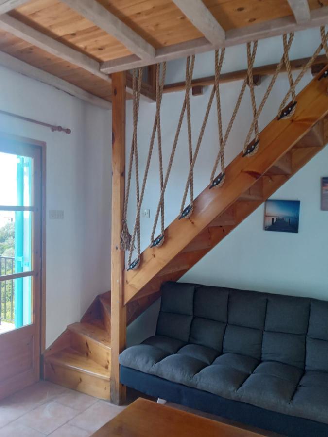 Iordanis House- Traditional House In Old Alonnisos Dış mekan fotoğraf